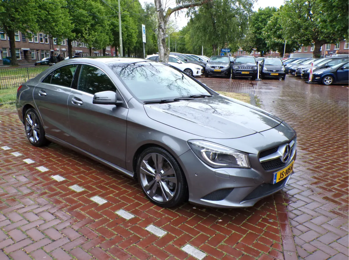 180 Lease Edition Ambition PANORAMADAK NAVI TEL CRUISECONT AUTOMAAT