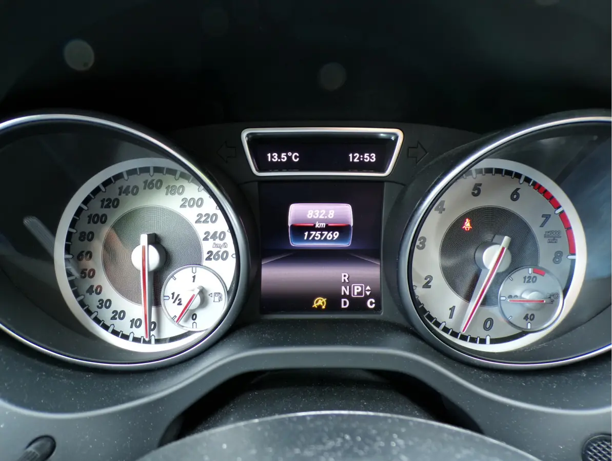 180 Lease Edition Ambition PANORAMADAK NAVI TEL CRUISECONT AUTOMAAT