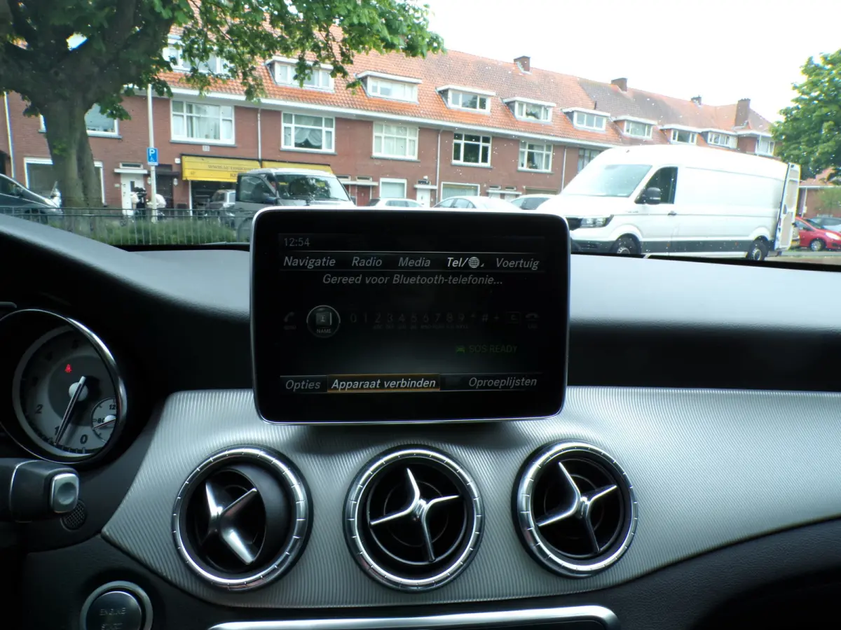 180 Lease Edition Ambition PANORAMADAK NAVI TEL CRUISECONT AUTOMAAT