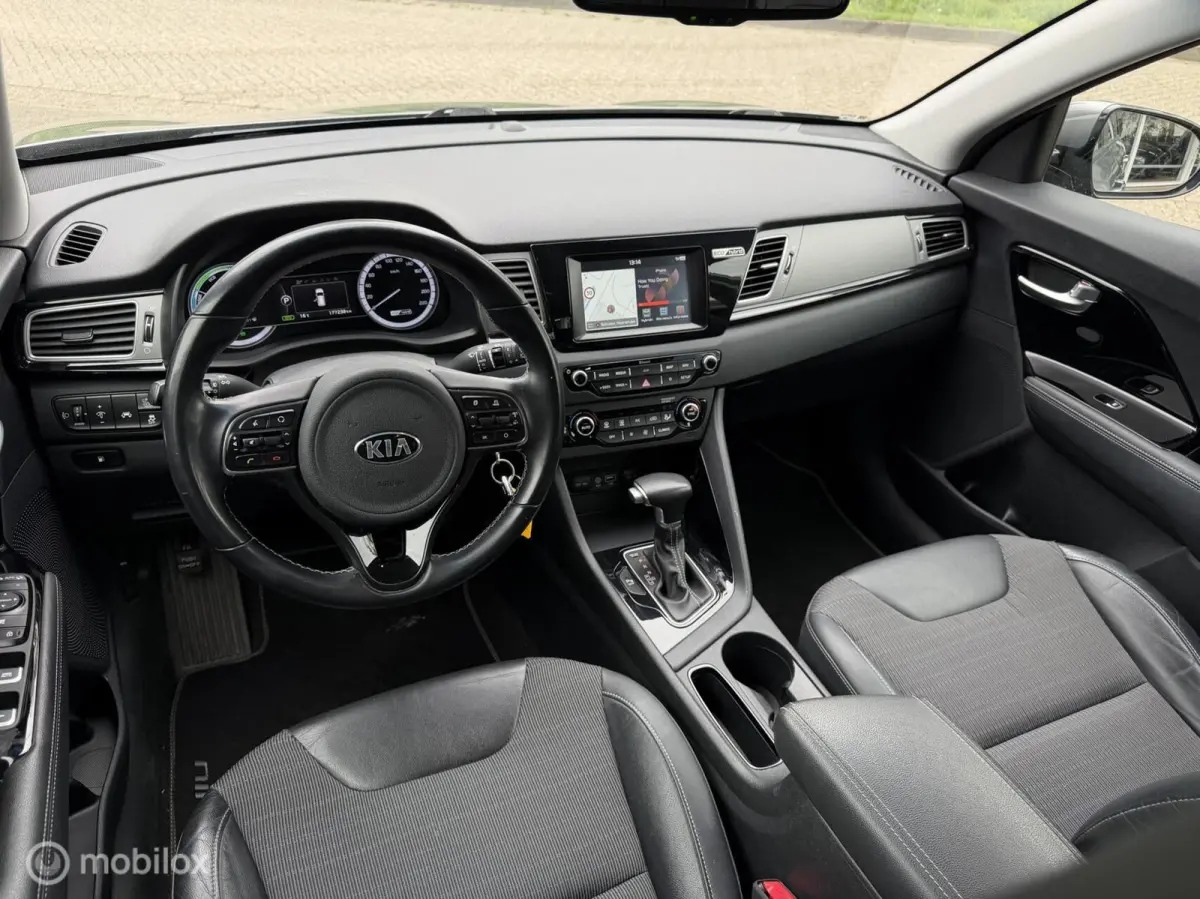 1.6 GDi Hybrid DynamicLine|Lane|Camera|Carplay|