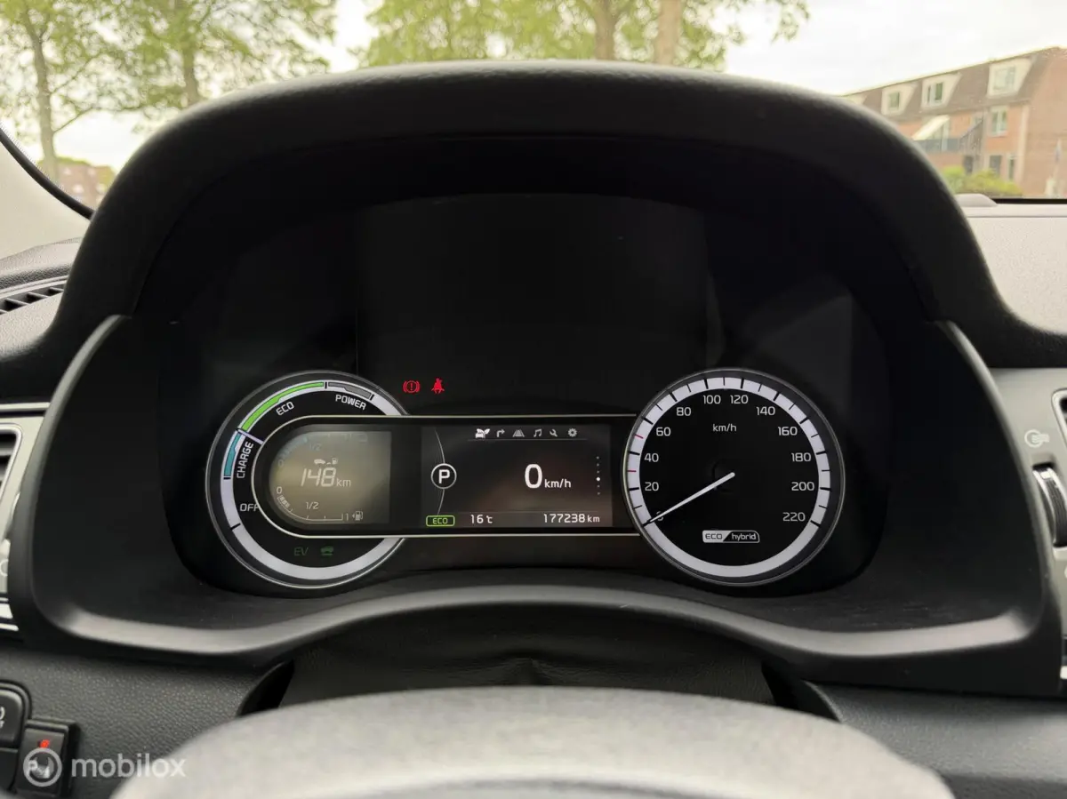 1.6 GDi Hybrid DynamicLine|Lane|Camera|Carplay|