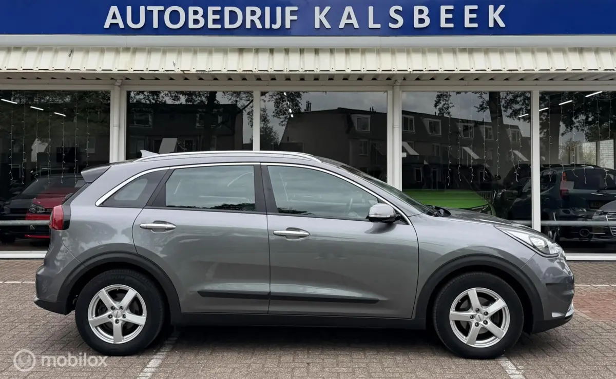 1.6 GDi Hybrid DynamicLine|Lane|Camera|Carplay|