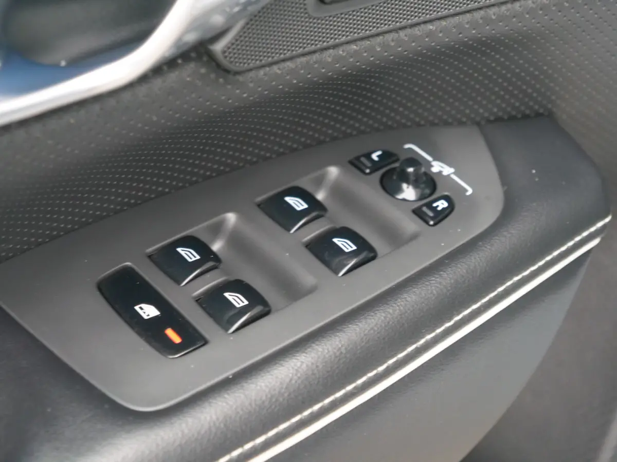 2.0 T5 R-Design | panorama | memory-zetels | led..