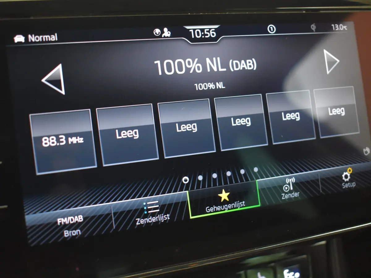Style iV 218pk DSG/AUTO | Elektrisch verstelb. voorstoelen | 95% SOH | Adaptive cruise  | DAB l Stoelverwarming | Elektr. achterklep | Navigatie | 17" LMV