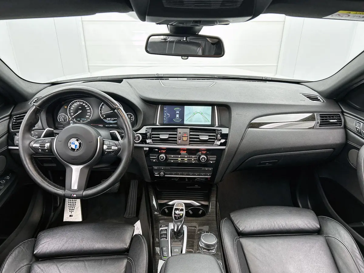 M40i High Executive | 360 PK | SCHUIFDAK | LEDER | HARMAN-KARDON AUDIO | ELEKTRISCHE BESTUURDERSSTOEL MET GEHEUGEN | ADAPTIVE CRUISE CONTROL | NAVIGATIE | ACHTERUITRIJCAMERA | ELEKTRISCHE AC