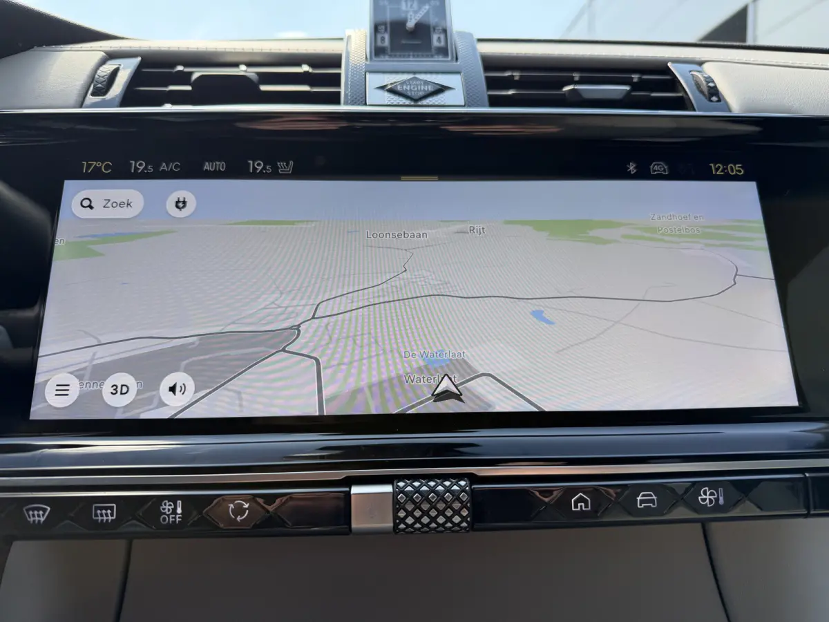 225pk E-Tense Etoile (Elektrisch Schuifdak - Trekhaak - Elektrische klep - Leder incl verwarming/geheugen - Adaptieve Cruise Controle - LED - Camera)