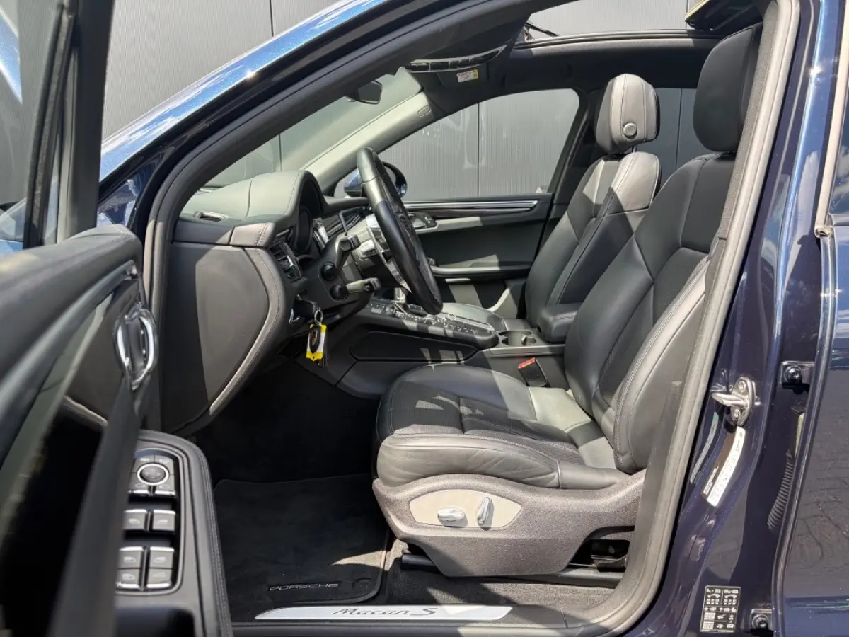 3.0 S Pano Leder ACC Luchtvering 360-Camera Carplay e.Trekhaak