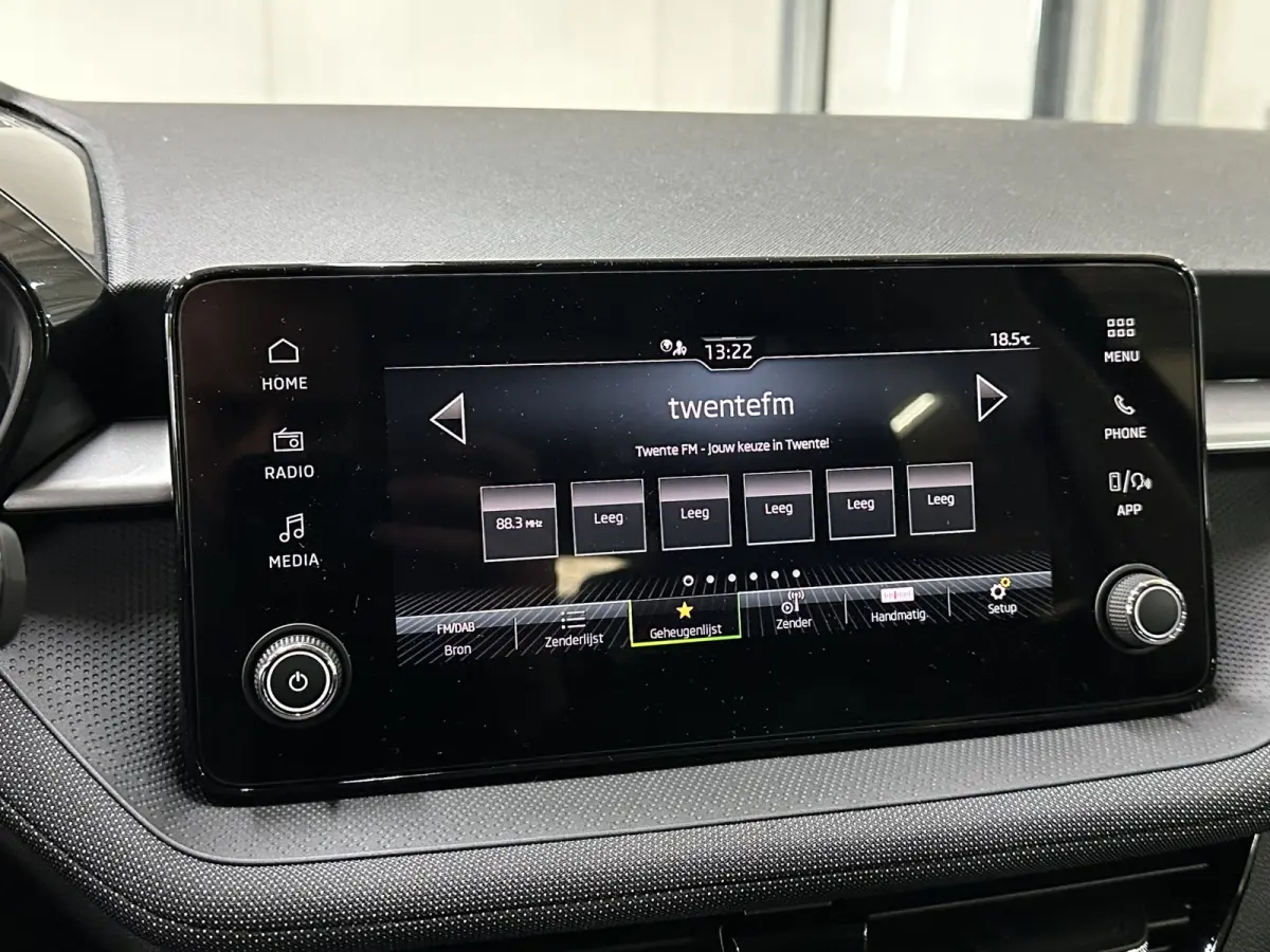 1.0 TSI 115 pk DSG Edition | Apple Carplay/Android Auto | Camera | Winter Pakket |