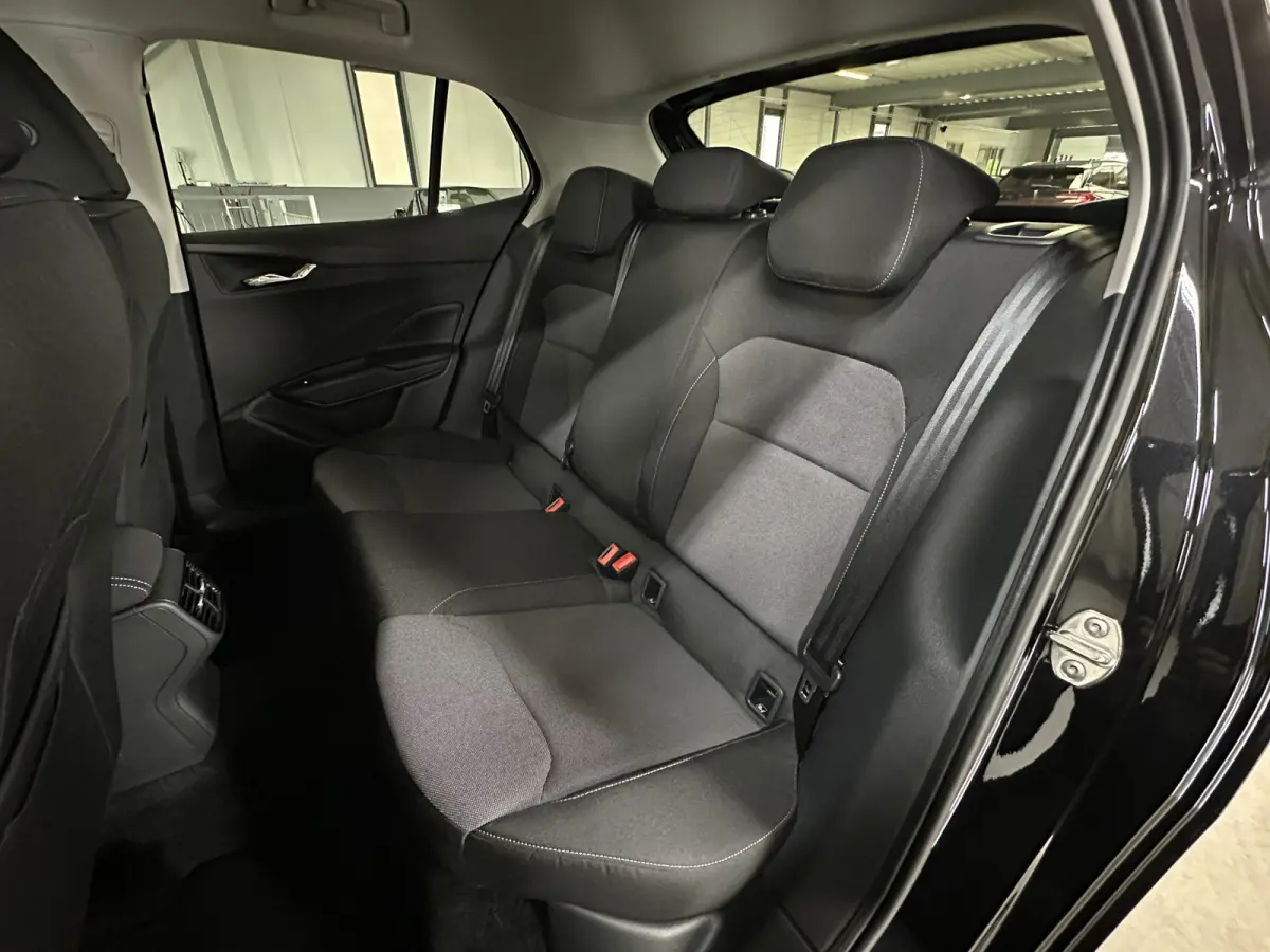 1.0 TSI 115 pk DSG Edition | Apple Carplay/Android Auto | Camera | Winter Pakket |