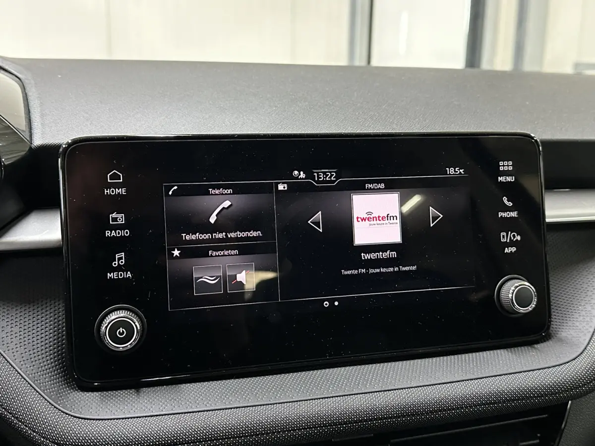1.0 TSI 115 pk DSG Edition | Apple Carplay/Android Auto | Camera | Winter Pakket |