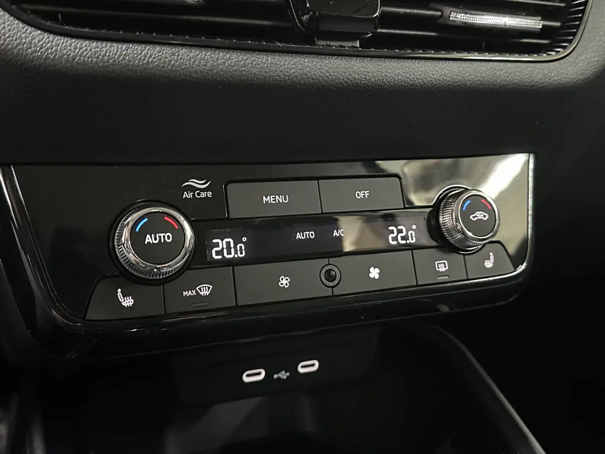 1.0 TSI 115 pk DSG Edition | Apple Carplay/Android Auto | Camera | Winter Pakket |