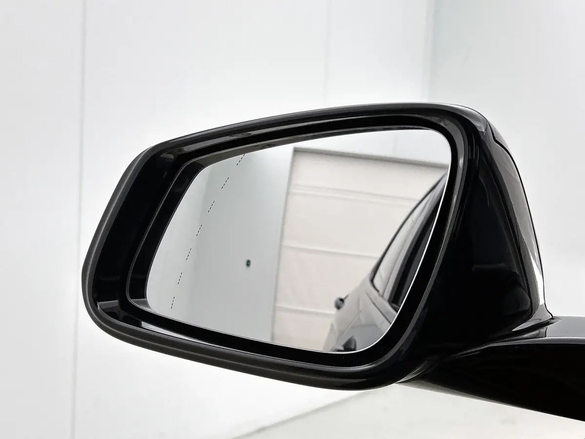 118i High Executive M-Sport (Dealer onderhoud, Navi Pro, PDC V+A, StoelV, Digitale dash, Etc)