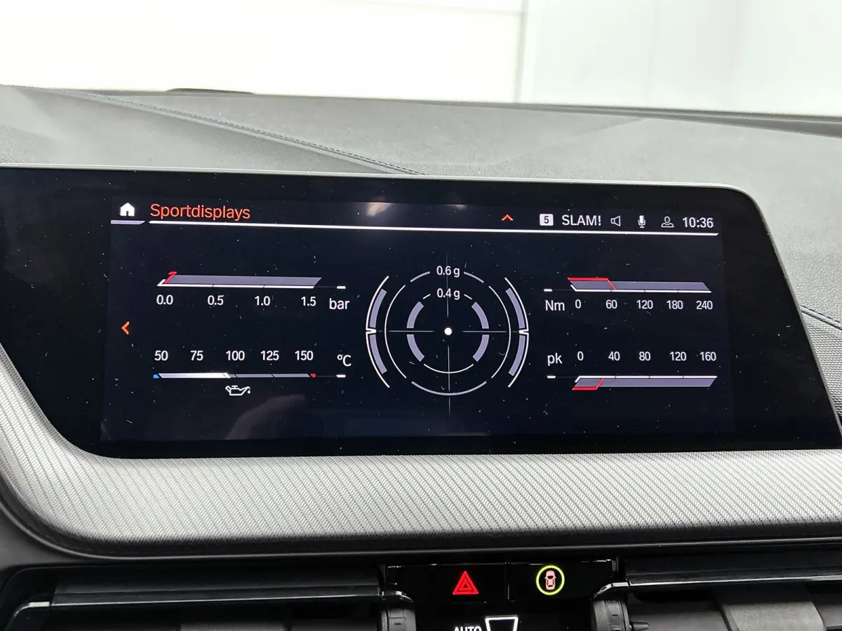 118i High Executive M-Sport (Dealer onderhoud, Navi Pro, PDC V+A, StoelV, Digitale dash, Etc)