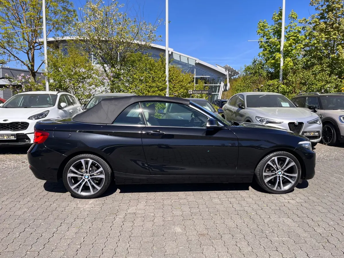 220iA SPORTLINE ** ADAPT. LED, BEIGE LEDER, NAVI PROF, CAMERA, 18-inch LMV ** UNFALLFREI - Slechts 45.900km. ** ** INFORMEER OOK NAAR ONZE AANTREKKELIJKE FINANCIAL-LEASE TARIEVEN **