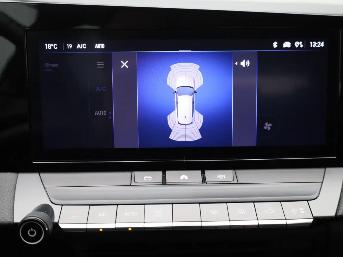 1.2 Turbo | Apple Carplay / Android Auto | Parkeersensoren | Climate Control | Trekhaak |