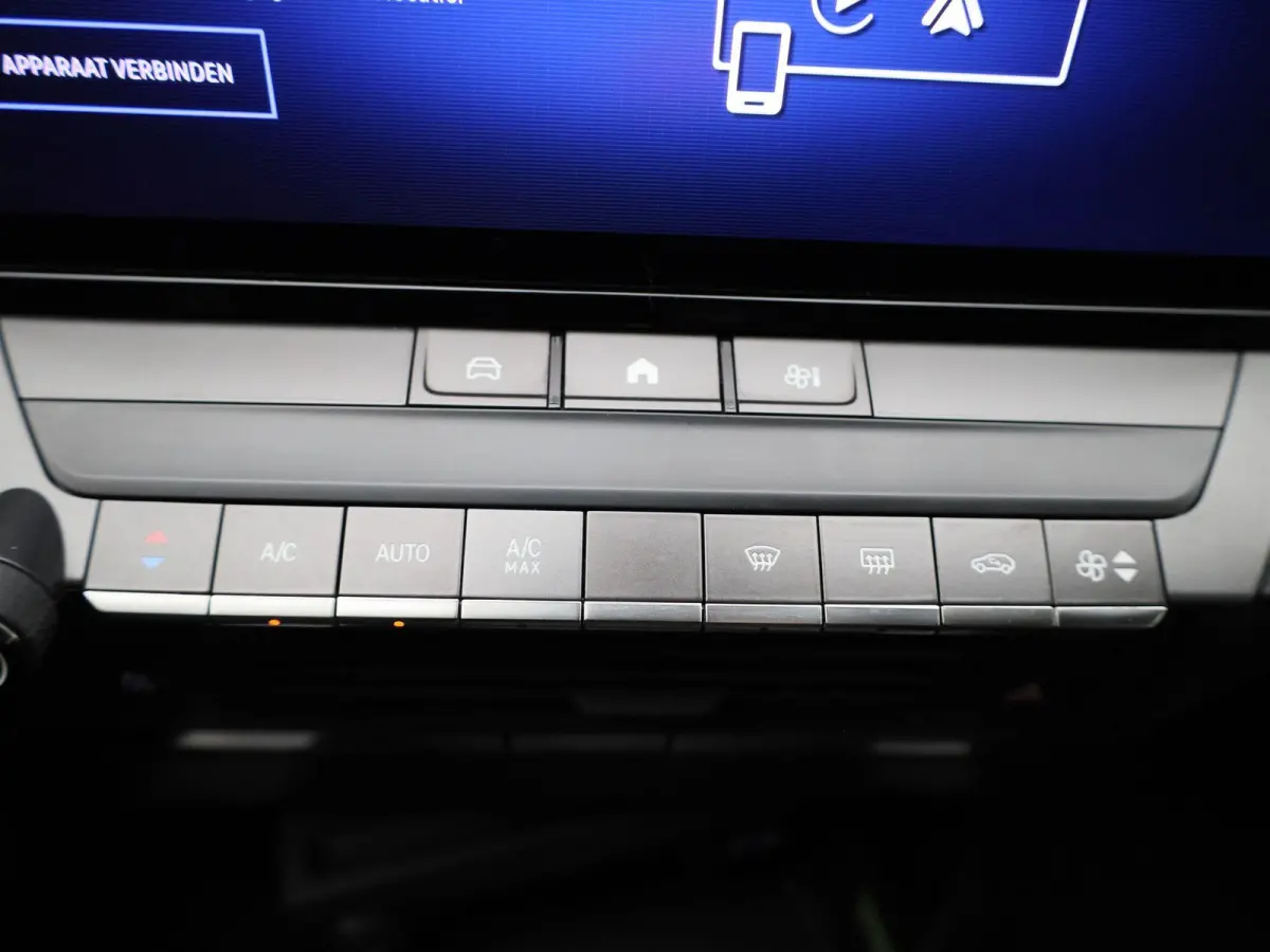 1.2 Turbo | Apple Carplay / Android Auto | Parkeersensoren | Climate Control | Trekhaak |