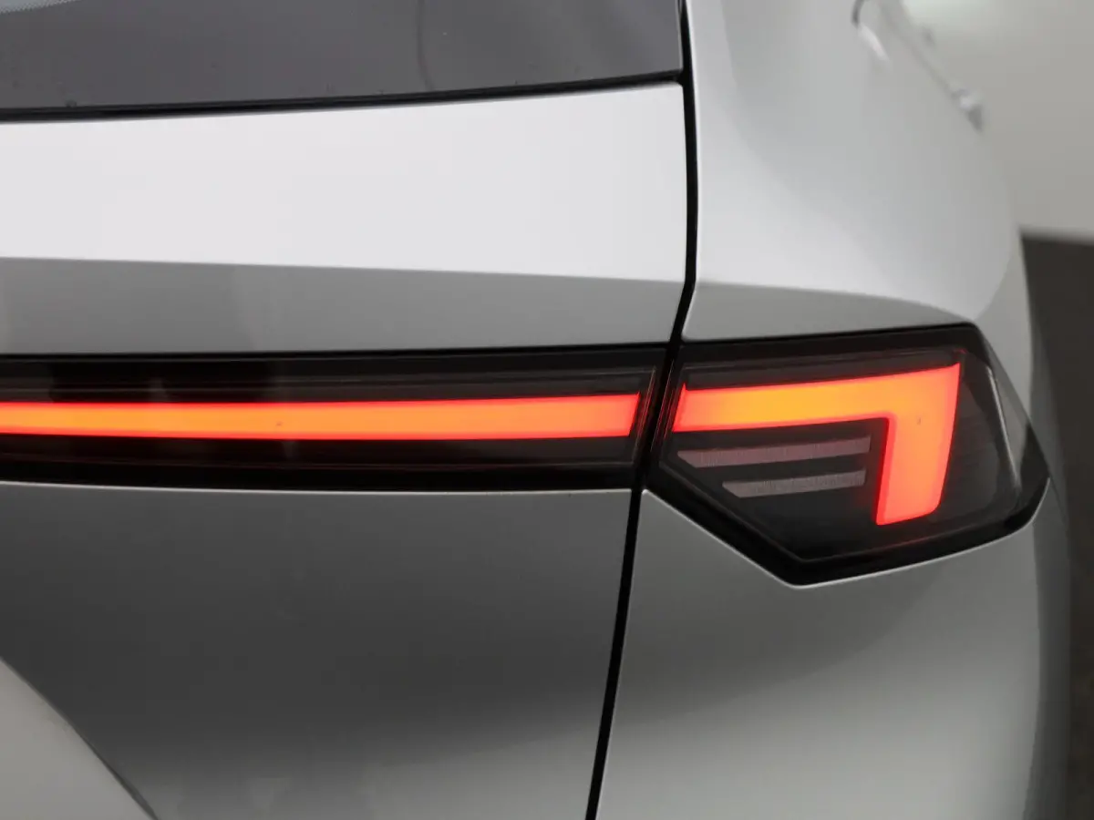 1.2 Turbo | Apple Carplay / Android Auto | Parkeersensoren | Climate Control | Trekhaak |