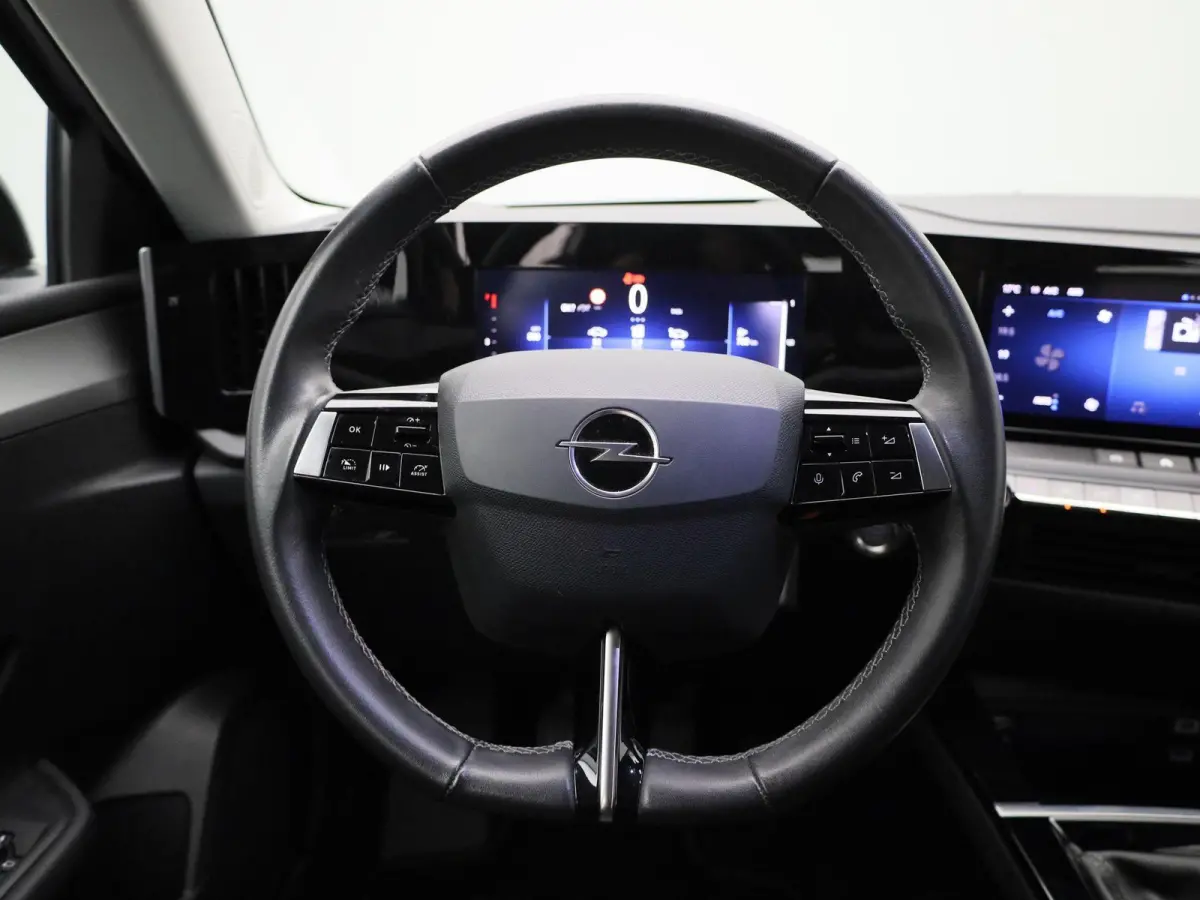 1.2 Turbo | Apple Carplay / Android Auto | Parkeersensoren | Climate Control | Trekhaak |