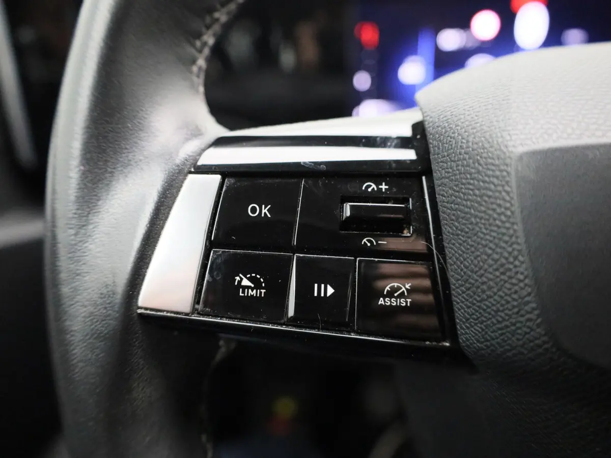1.2 Turbo | Apple Carplay / Android Auto | Parkeersensoren | Climate Control | Trekhaak |