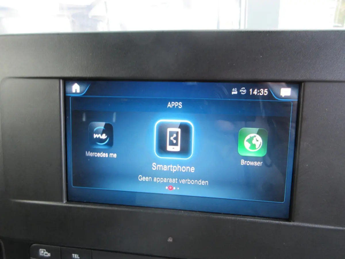 215cdi, L2H2, Automaat, Airco, Camera, Navigatie, 3-Zits, Trekhaak.