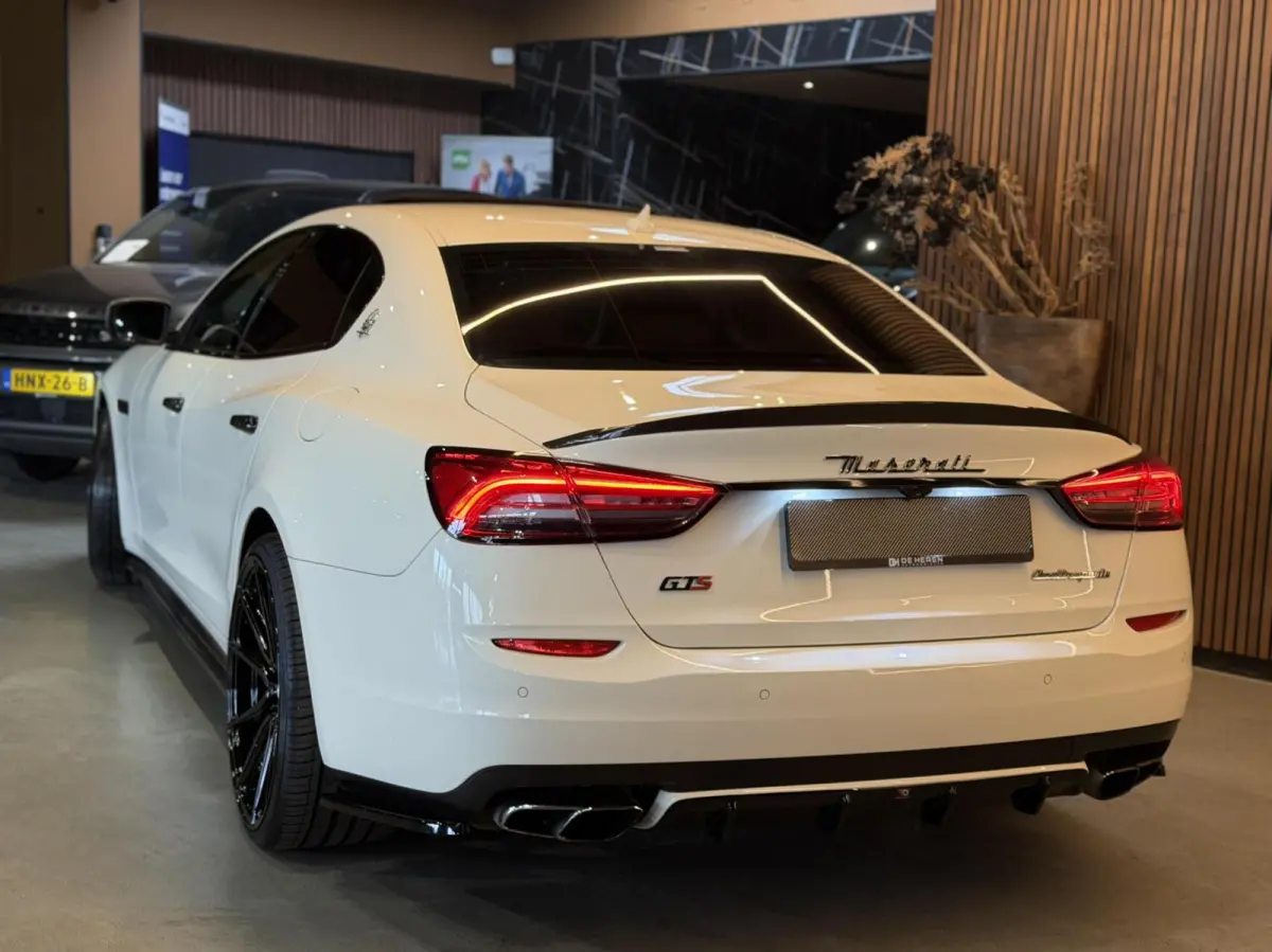 3.8 GTS V8|Pano|Vossen|Maxton|B&W|22"