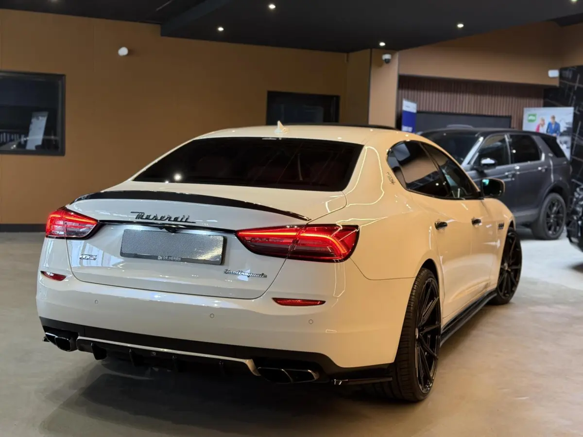 3.8 GTS V8|Pano|Vossen|Maxton|B&W|22"