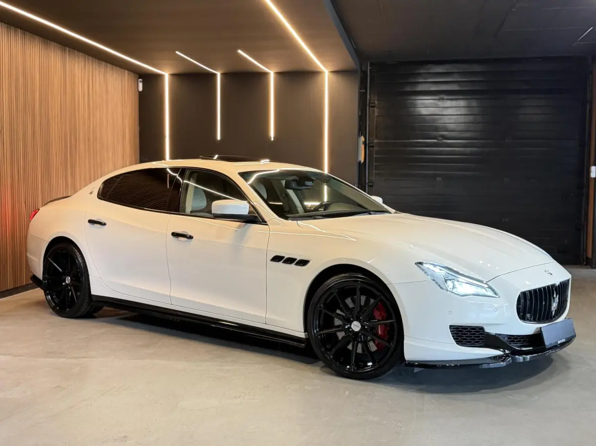 3.8 GTS V8|Pano|Vossen|Maxton|B&W|22"