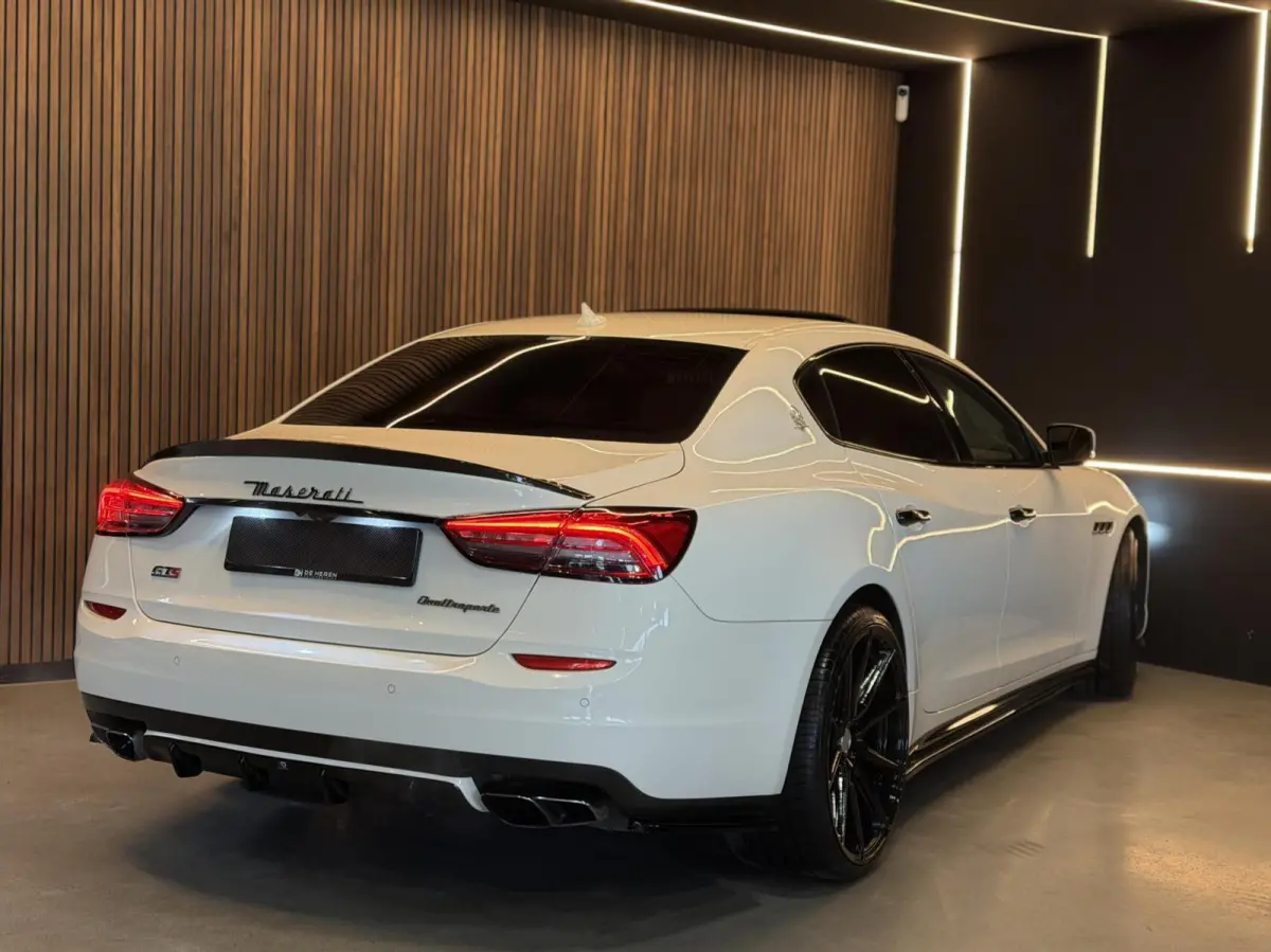 3.8 GTS V8|Pano|Vossen|Maxton|B&W|22"