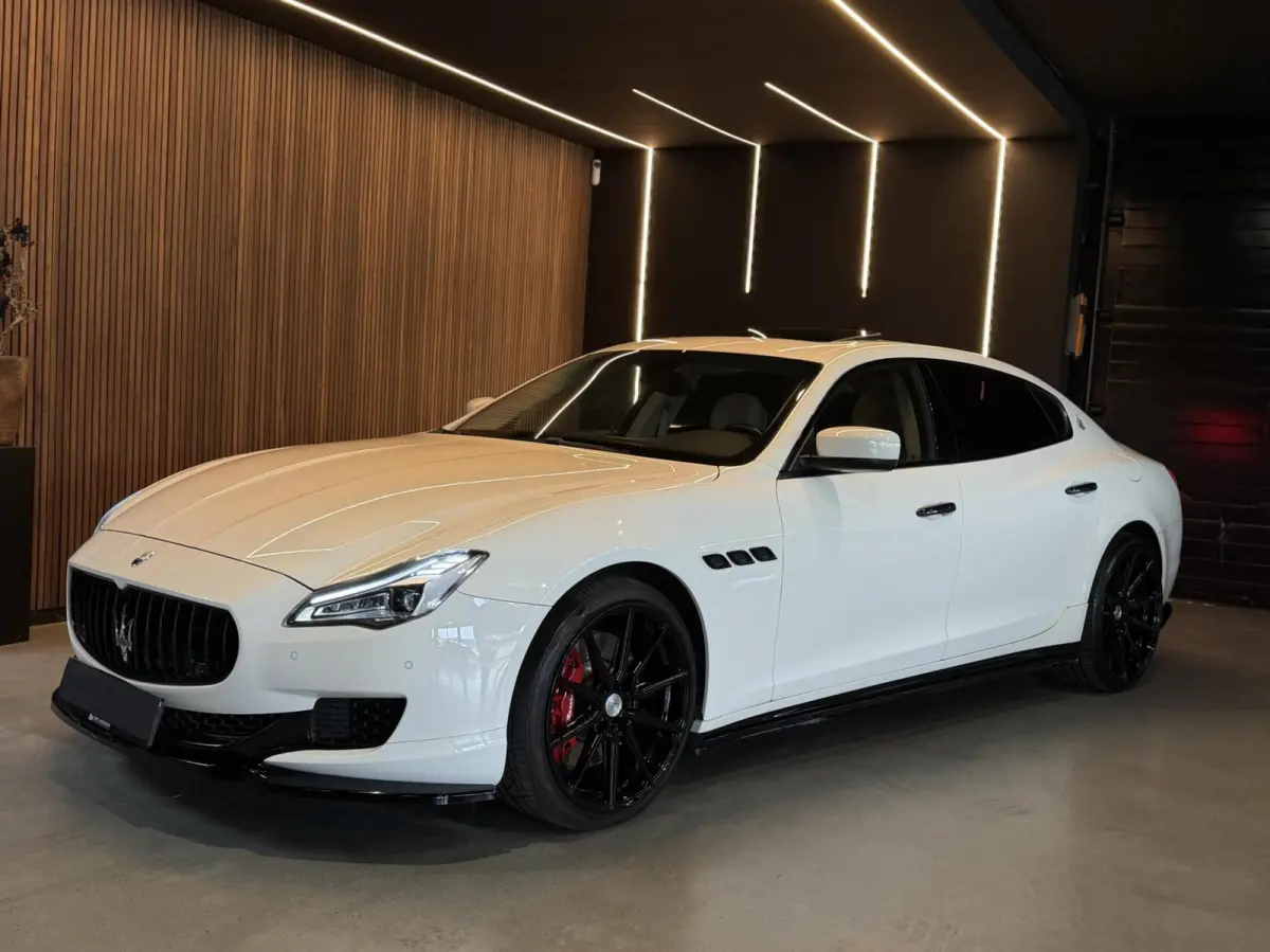 3.8 GTS V8|Pano|Vossen|Maxton|B&W|22"