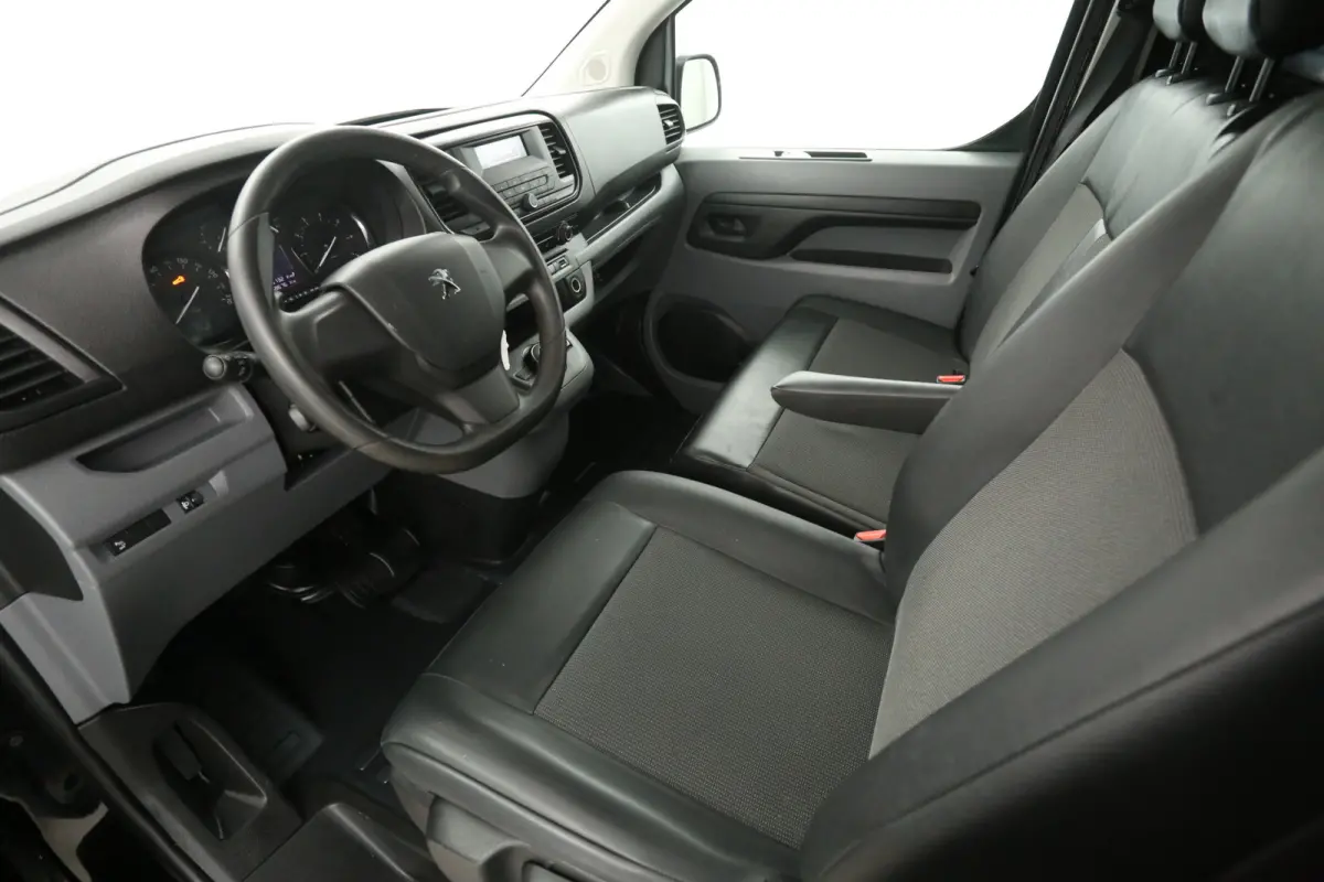 2.0 BlueHDI L3H1 | Aut. | Airco | Cruise | 3 Zits | Trekhaak | Parkeersens.