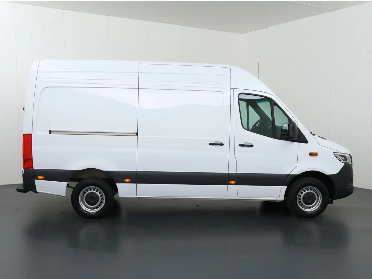 317 CDI | AUT. | L2 H2 | PRO | STOELVERWARMING | PARKEERCAMERA | NAVIGATIE | 3-ZITS | BETIMMERING | LED KOPLAMPEN | CRUISE CONTROL | CERTIFIED