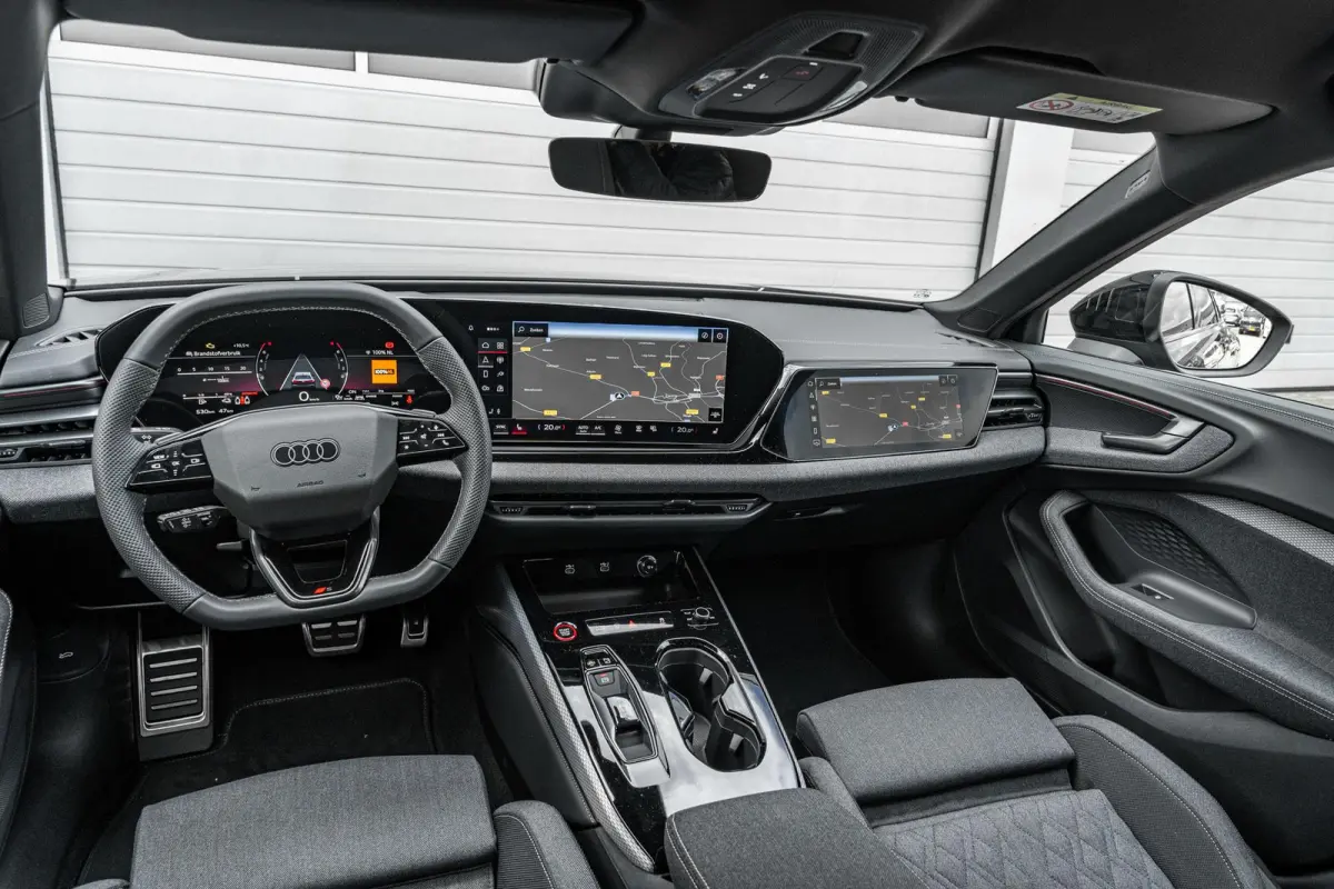 Limousine 2.0 299pk quattro S edition | Matrix LED | Trekhaak | MMI-bijrijdersdisplay
