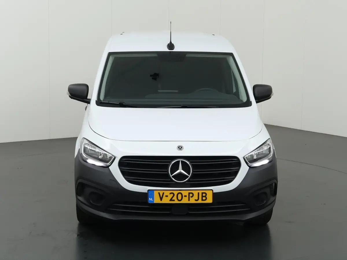 108 CDI | L1 | PRO | APPLE CARPLAY | ANDROID AUTO | AIRCO | CRUISE CONTROL | PARKEERSENSOREN | BETIMMERDE LAADRUIMTE | CERTIFIED