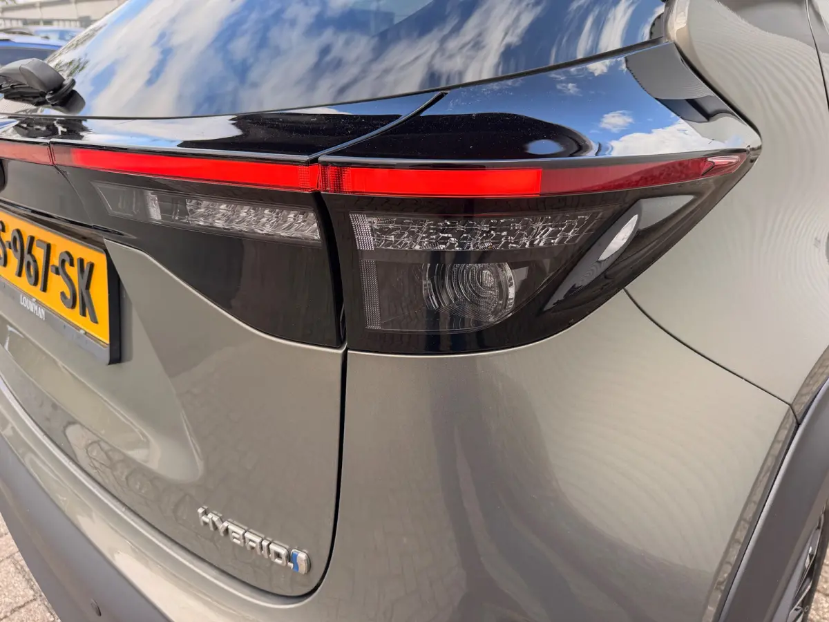 1.5 Hybrid Dynamic | Navigatie | Apple CarPlay/Android auto | Achteruitrijcamera