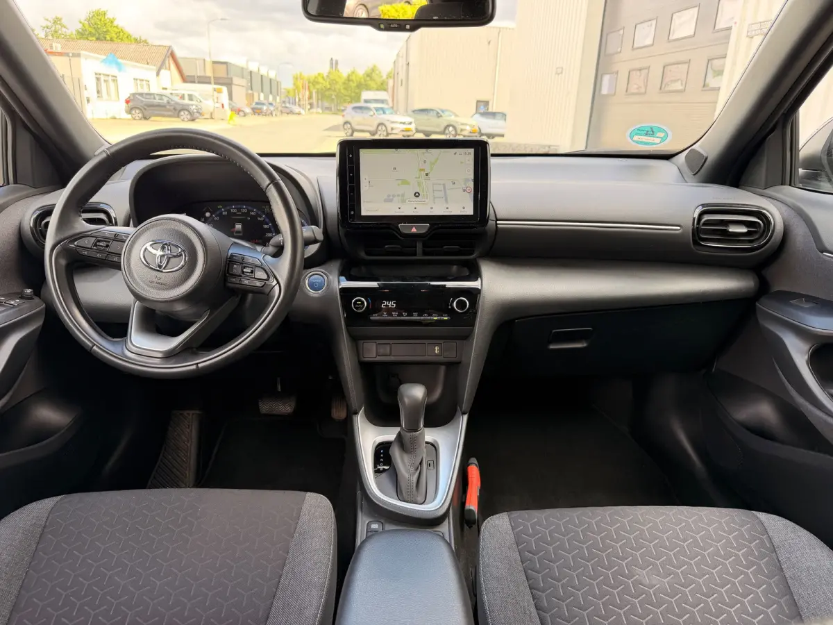 1.5 Hybrid Dynamic | Navigatie | Apple CarPlay/Android auto | Achteruitrijcamera