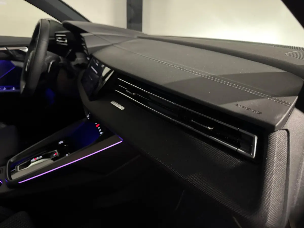 2.0 TFSI S3 quattro PANO KEYLESS CARPLAY