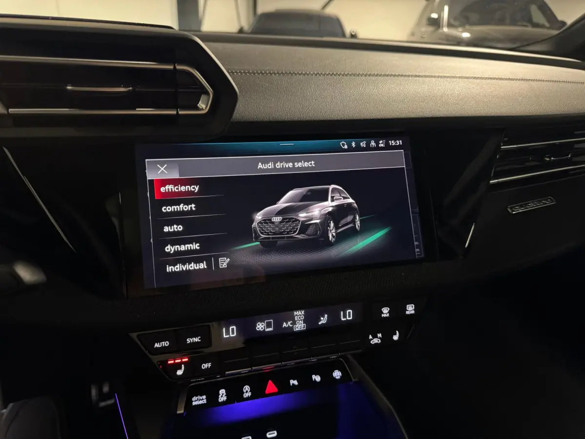 2.0 TFSI S3 quattro PANO KEYLESS CARPLAY