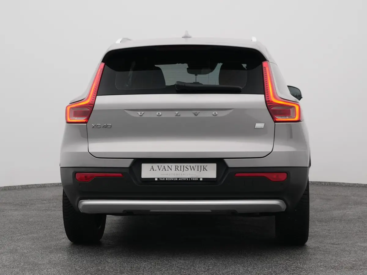 1.5 T4 Plug-in hybrid Inscription | CAMERA | KEYLESS