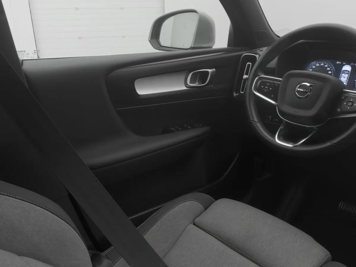 1.5 T4 Plug-in hybrid Inscription | CAMERA | KEYLESS