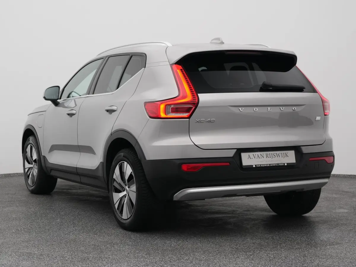 1.5 T4 Plug-in hybrid Inscription | CAMERA | KEYLESS