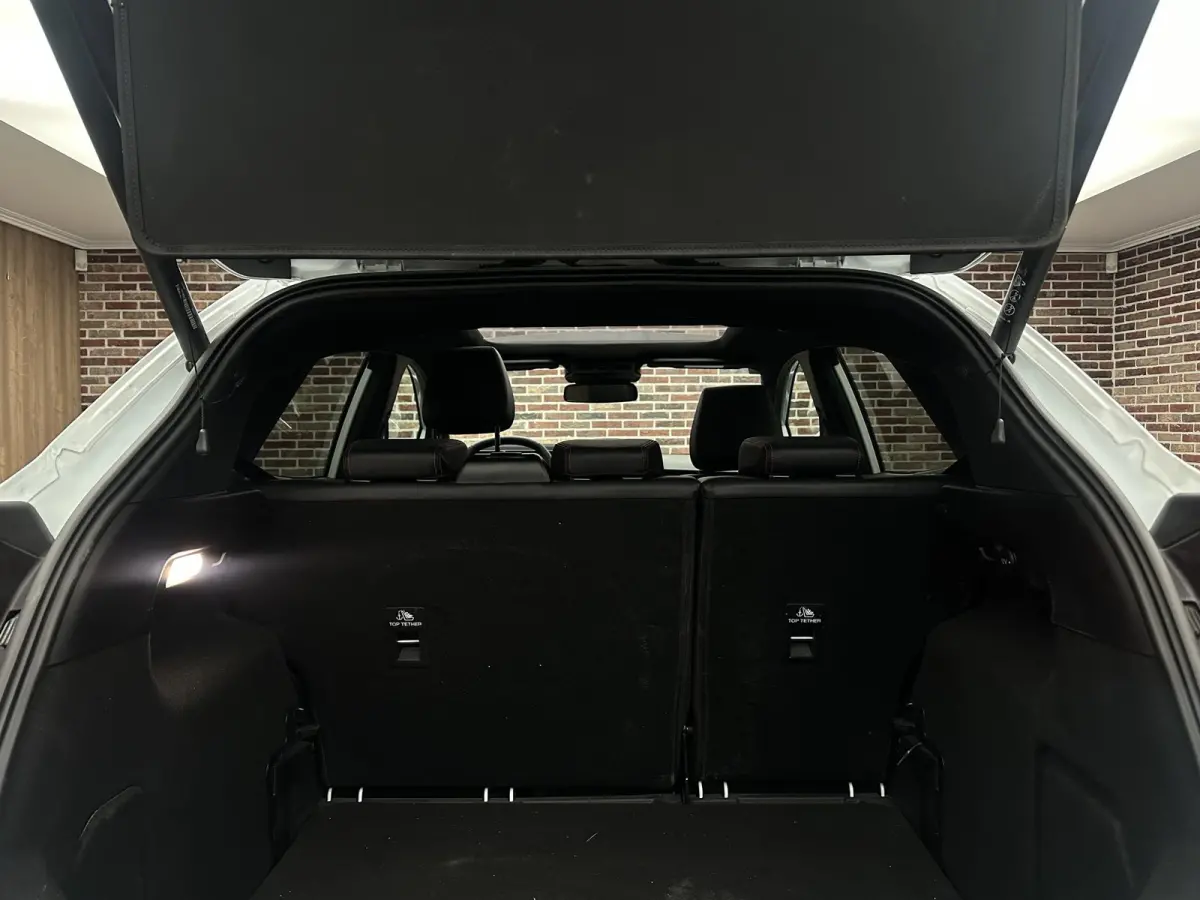 1.0 Turbo ST-Line X Panoramadak B&O Stuurwielverwm Camera