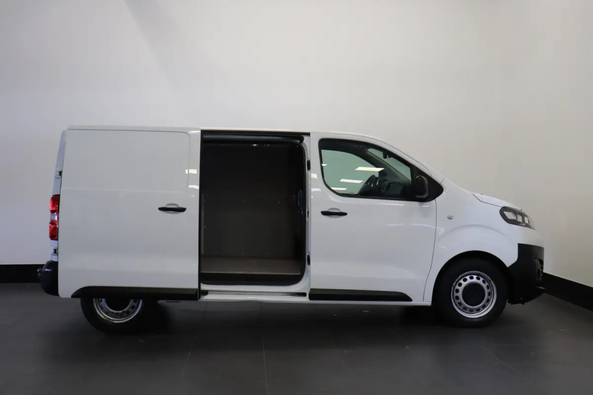 2.0 CDTI 122PK L2 Automaat EURO 6 - Airco - Navi - Cruise - € 14.950,- Excl.
