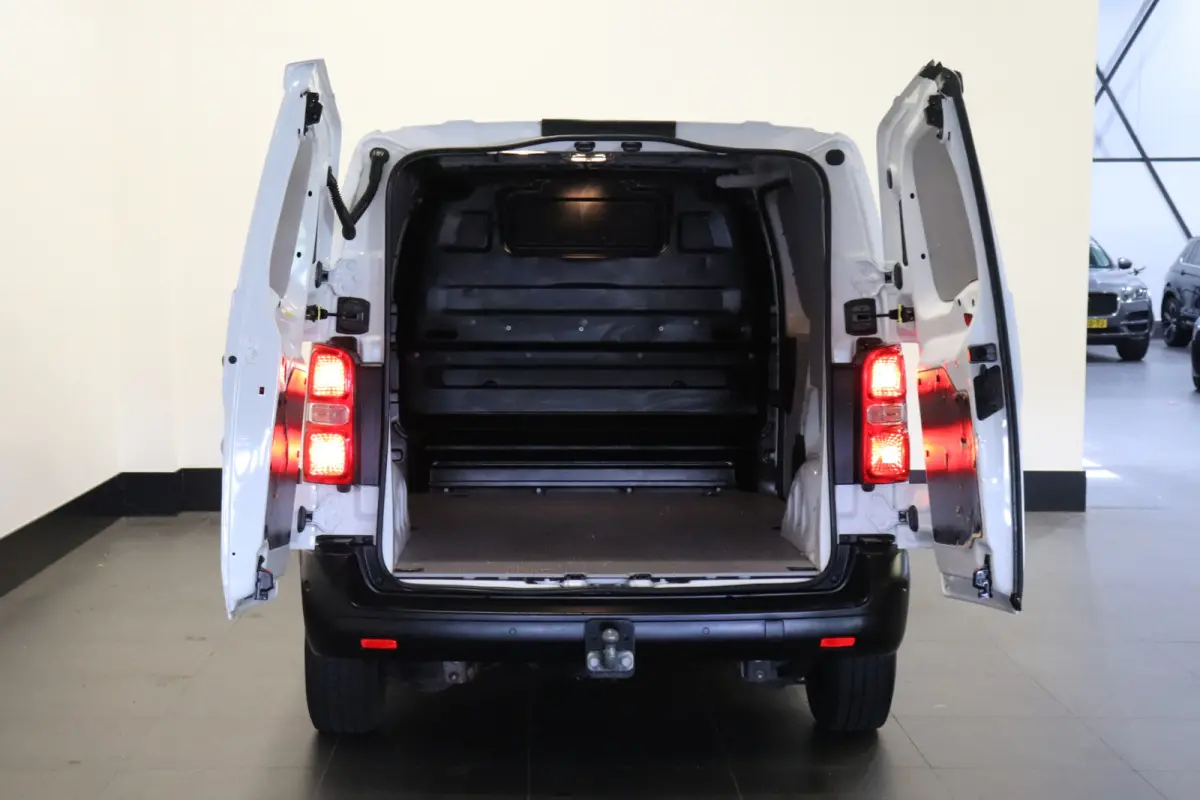 2.0 CDTI 122PK L2 Automaat EURO 6 - Airco - Navi - Cruise - € 14.950,- Excl.