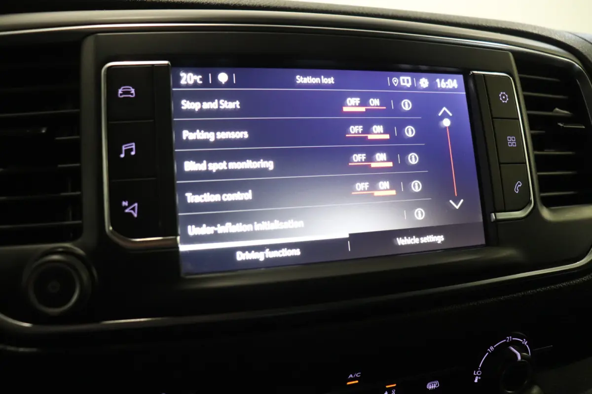2.0 CDTI 122PK L2 Automaat EURO 6 - Airco - Navi - Cruise - € 14.950,- Excl.