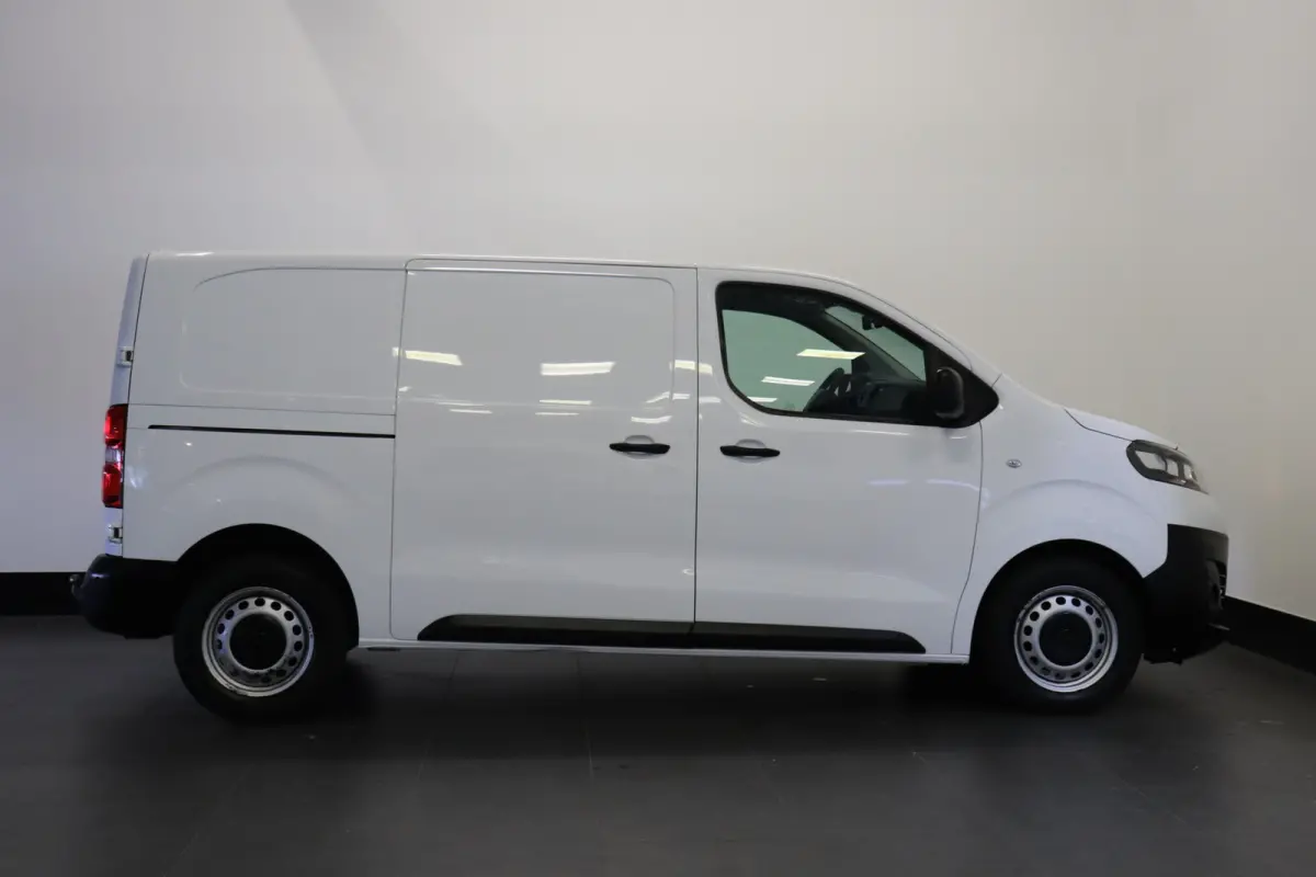 2.0 CDTI 122PK L2 Automaat EURO 6 - Airco - Navi - Cruise - € 14.950,- Excl.