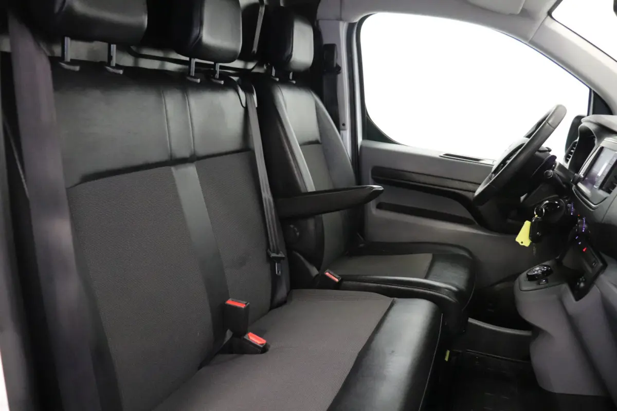 2.0 CDTI 122PK L2 Automaat EURO 6 - Airco - Navi - Cruise - € 14.950,- Excl.