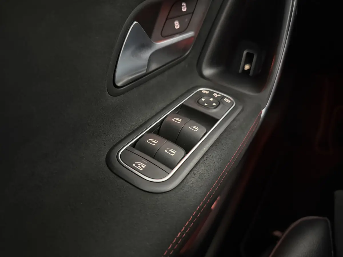 180 AMG Nightpakket | Pano | Sfeer | Virtual | Memory | Multibeam-LED | Carplay