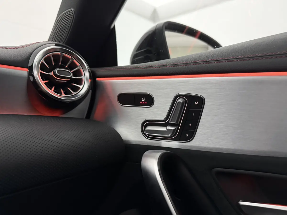 180 AMG Nightpakket | Pano | Sfeer | Virtual | Memory | Multibeam-LED | Carplay