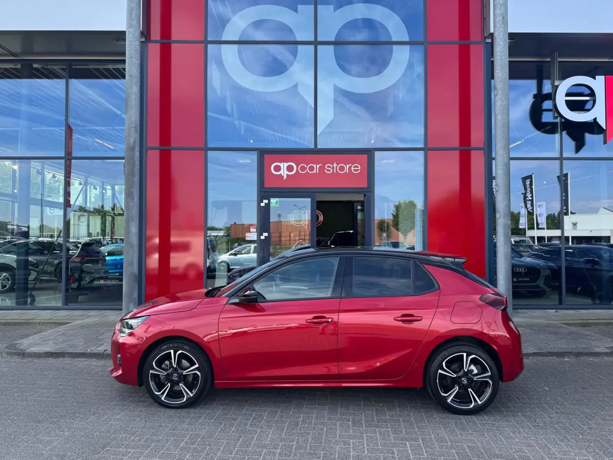 1.2 GS Line | LED | 360 Camera | Parksens | Carplay | Dodehoekassistent | Two Tone