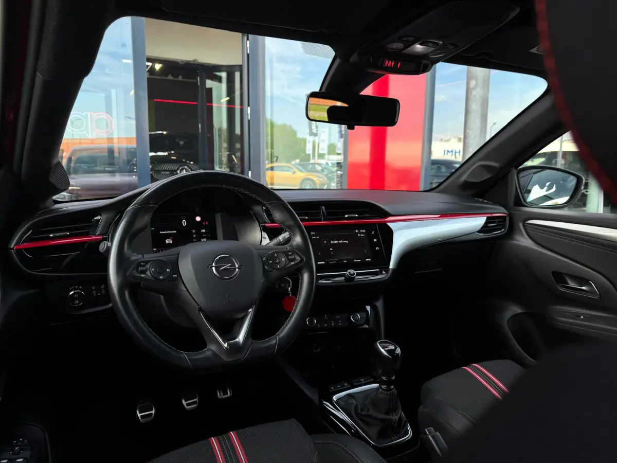 1.2 GS Line | LED | 360 Camera | Parksens | Carplay | Dodehoekassistent | Two Tone